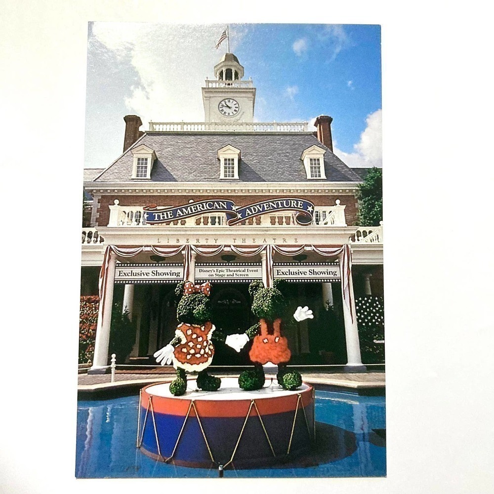 Walt Disney World Epcot American Adventure Mickey Minnie Topiary Postcard 4x6
